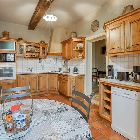 Maison Spacieuse A *