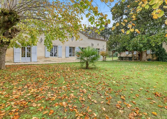 Maison De 4 Avec Jardin Clos Et Wifi A Hébergement de vacances *